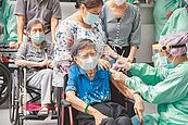 醫界疾呼　長者第2劑盡早優先打