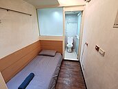 套房「僅一張床」租金8000！網看「這點」驚呼：監獄還不如