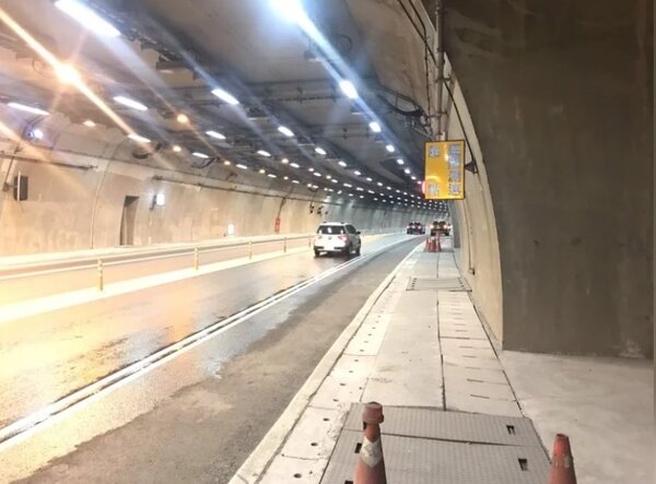 蘇花改仁水及中仁2隧道的區間測速通過資安檢測，26日起啟用，超過速限將開罰。圖／花蓮縣警局提供