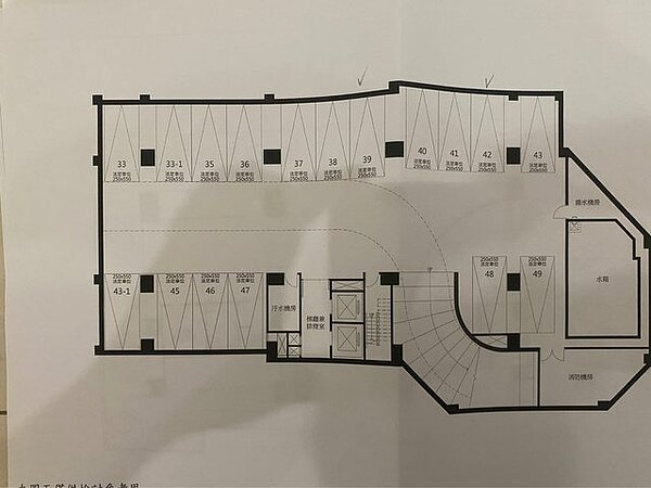 原PO好奇39號及42號車位哪個好。圖/擷取自PTT
