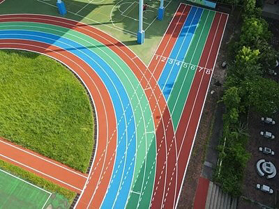 108年至今年,台中市共計144所學校跑道整修更新。圖/台中市教育局提供