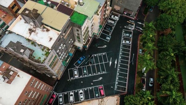 紅屋鐵板燒改建為三民路停車場。圖／新竹市財政處提供