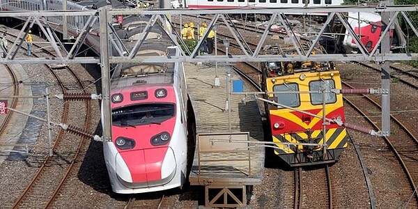 為化解台鐵員工對公司化疑慮,交長王國材2022年起陸續舉辦座談會,21日最終站來到屏東。圖/中時電子報資料照片