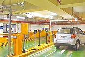 台北停車格增收入卻減　挨轟績效差