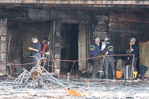 2021年10月發生高雄城中城大火。圖/聯合報資料照