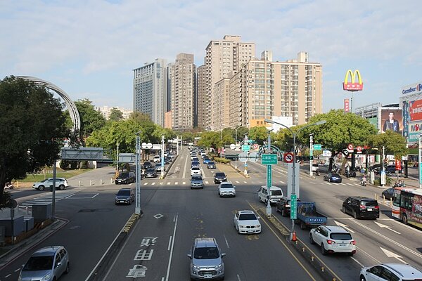 交通部公布110年道路交通事故統計,其中全國道路交通安全事故30日內死亡人數,相較109年,全台以台中市減少42人為最多。圖/台中市政府提供