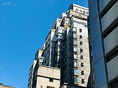 建商又想漲一波？網曝「連成屋都要退訂漲價」