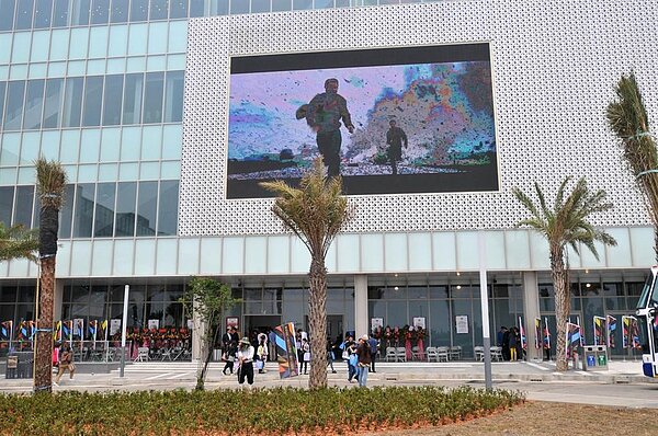 金門風獅爺購物中心傳出可能歇業,縣府持續密切關注。(李金生攝)