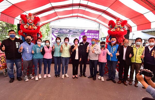 「東彰道路北段新闢工程」昨（27）日上午在大村鄉中正東路平和橋旁舉辦「東彰道路北段新闢工程」動土典禮。圖／彰化縣府提供
