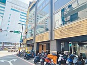 兩樣情　竹市舊商圈冷清　巨城客擠爆