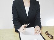 疫情淡化生活回歸正軌！就業意願3年新高…3行業最夯