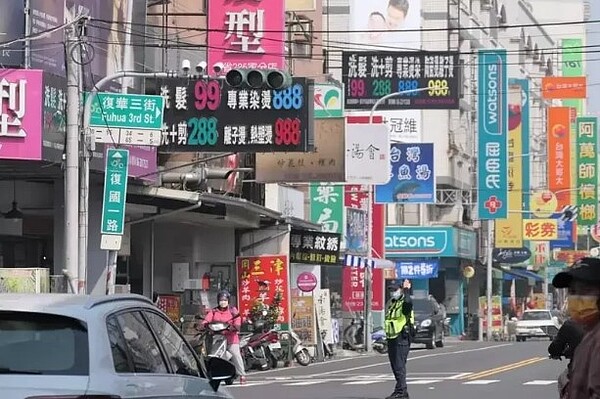 台南永康9小時不到連續二度大規模停電，民怨炸鍋。圖／警方提供