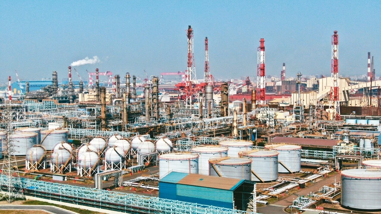 金管會公布上市櫃公司溫室氣體盤查資訊揭露時程,將分四階段施行。記者劉學聖/攝影