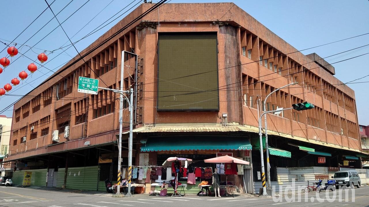 彰化縣田中鎮第一零售市場即將拆除，就地重建多功能大樓。記者簡慧珍／攝影 