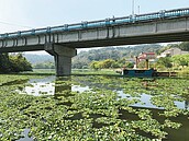 峨眉湖拚觀光　擬購地蓋停車場