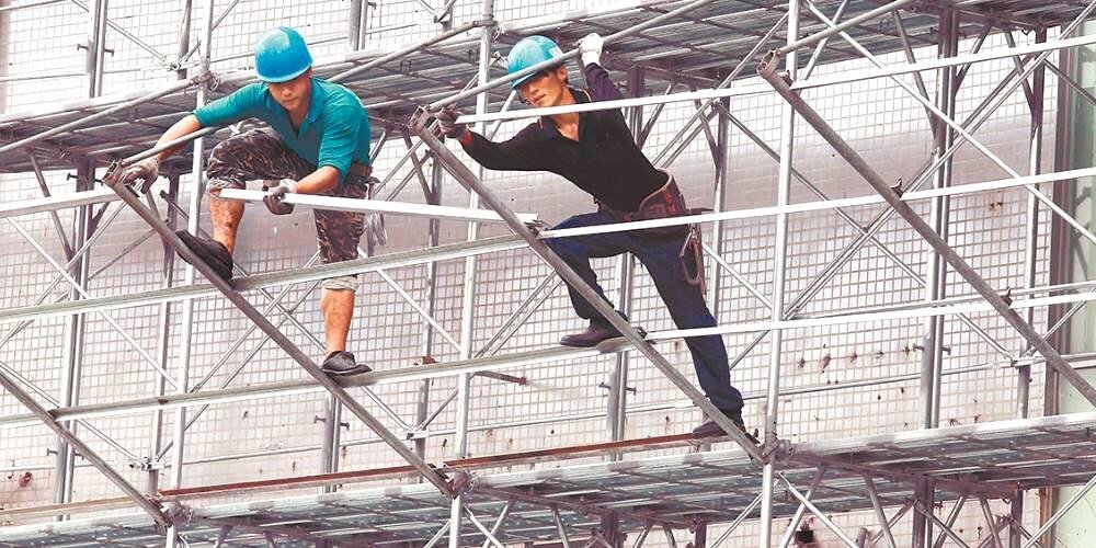 營造業全台搶不到工、搶不到料、也沒有機具，營造公會將上書總統蔡英文請命，盼能成立任務編組的「專案小組」以解營造業當前面臨的難題。圖／中時電子報資料照片