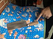 菜刀從天而降嚇壞路人　桃園7樓住戶認了