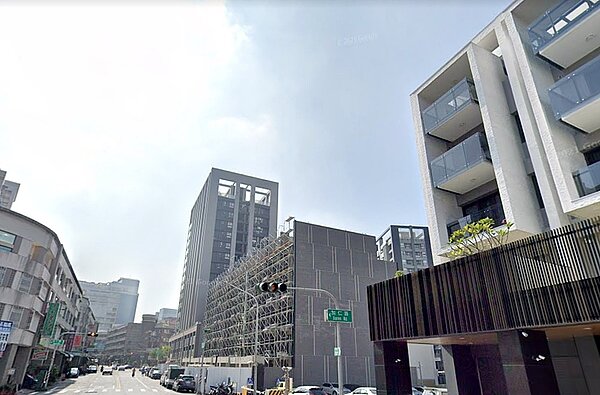 台積電助漲「高雄買賣均價破千萬」！屋主惜售：中古屋當新房子賣