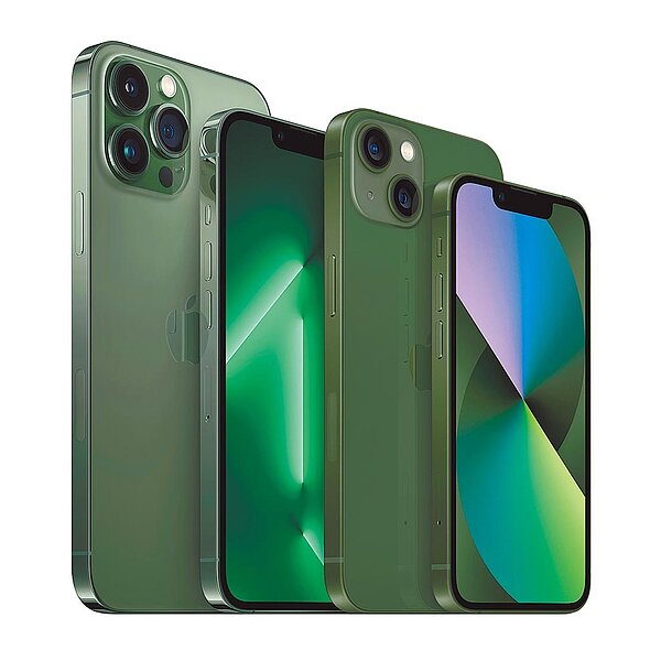 蘋果全新的松嶺青色iPhone 13 Pro系列及綠色iPhone 13系列將於周五（11日）晚上9點起開放預購、18日起正式上市。圖／摘自蘋果官網