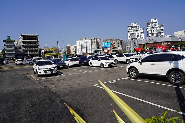 嘉市府規畫於友愛路、德安路口，新建「西區區政大樓」。圖／立委王美惠提供