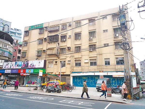 中和南山段都更案事業計畫於今年3月都市更新大會審議通過。(新北市都更處提供/葉書宏新北傳真)