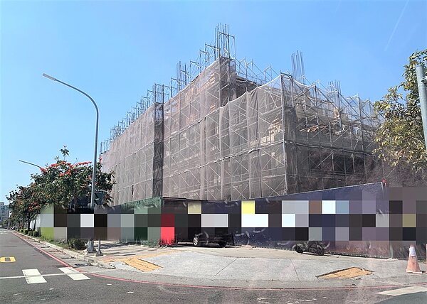 台南市房地產交易熱絡,大樓建案增多。記者吳淑玲/攝影