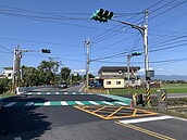 「綠斑馬」護行人安全　宜縣府擴大增繪26處路口