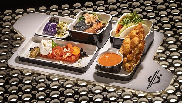 迪士尼飯店的餐飲加入電影「星際大戰」元素。圖/網路照片