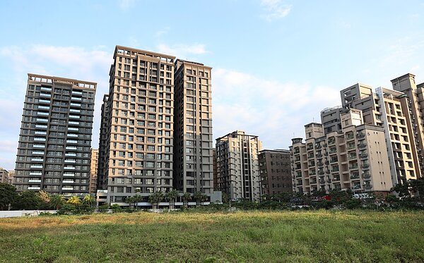 中央銀行周四將召開今年首場理監事會，經濟學家預測，央行三月將加碼打炒房力道、宣布第五波房市信用管制。記者許正宏／攝影 