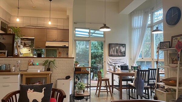 網友分享IKEA裝潢心得。圖/取自靠北建商2.0