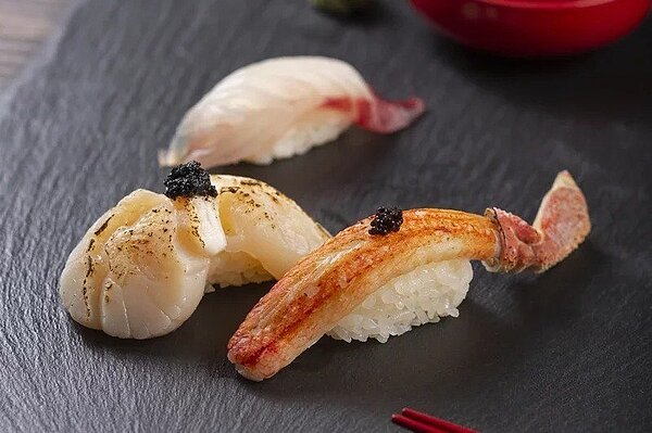 海壽司針對接種3劑疫苗者、會員,推出不同的優惠方案。圖/海壽司提供