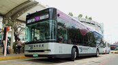 鴻海自主開發電動巴士　MODEL T落地高雄正式上路
