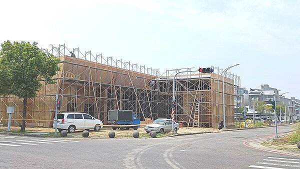 圖為南科LM區新案場搭設接待中心。記者謝進盛/攝影