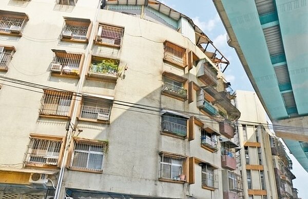 基隆屋齡42年聯宏社區都更陷瓶頸,市府開分區說明會。聯合報資料照