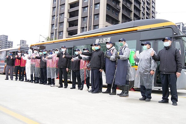 台北客運將在三峽區國成街旁設置公車調度站，引發社區居民行的安全疑慮。圖／新北市交通局提供