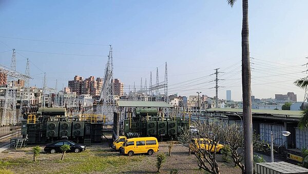 立委林淑芬等人要求台電盡快推動新北蘆洲溪墘變電所室內化,且加速施工。圖/台電提供