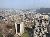 央行限貸！建商購地放緩　Q1商用不動產金額縮水兩成