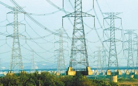 疫情拖累大潭電廠8號機工程，6月恐無法完工，恐危及夏日供電。（本報資料照片）