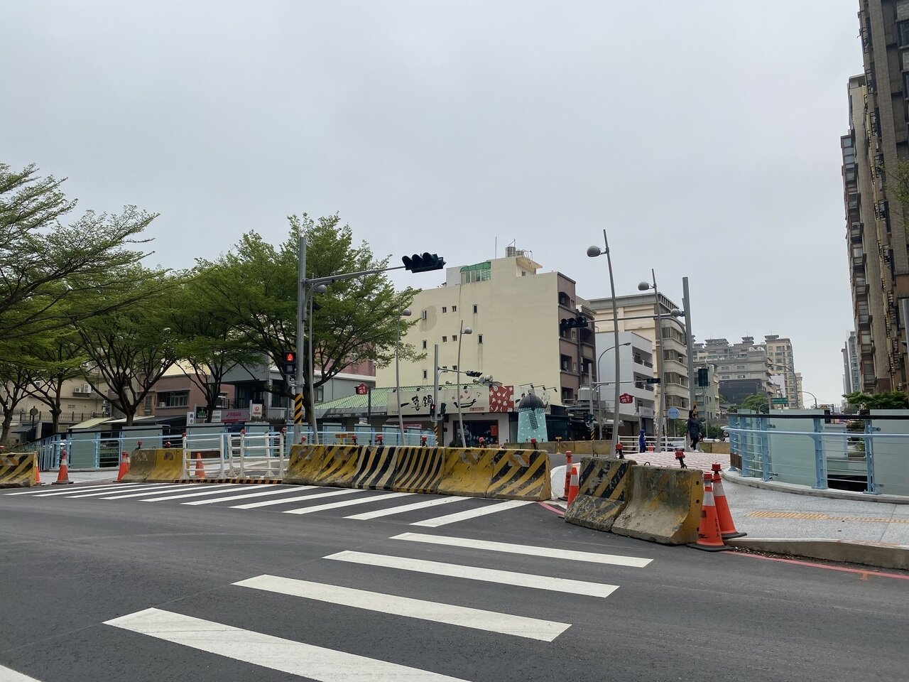 新竹縣竹北市莊敬三橋已完工,預計4月8日舉辦通車典禮。記者巫靜婷/攝影