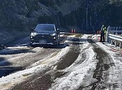 天氣回暖　合歡山「水晶宮」竟結冰！原因曝光