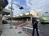 高雄鳳山驚現2米天坑　水利局查出肇事禍首