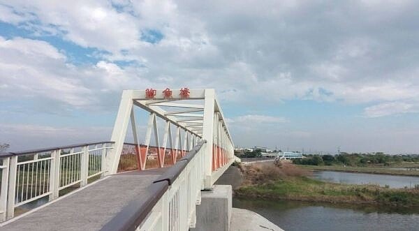 鯽魚橋改建工程預計於111年5月底將暫時封閉橋樑進行施工。圖／台南市政府提供