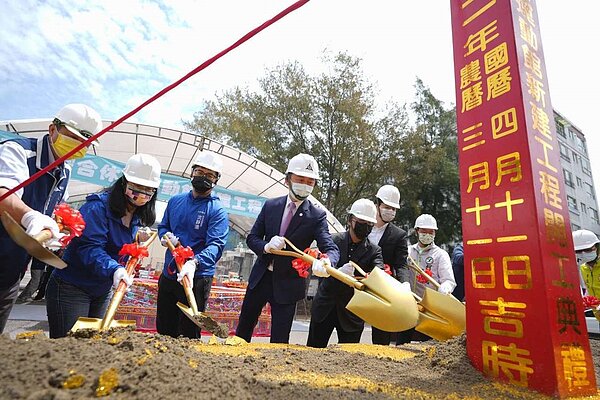 香山綜合休閒運動館（香山國民運動中心）於11日正式開工。圖／市府提供