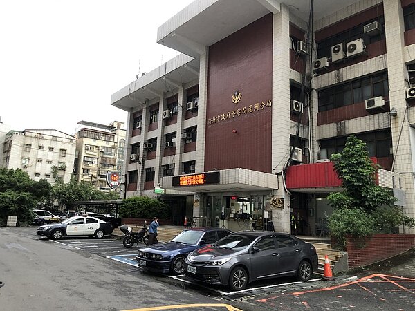 新北市府正式拒絕中央提案,不會興建社宅,蘆洲分局舊廳舍將改建為停車場。記者張睿廷/攝影