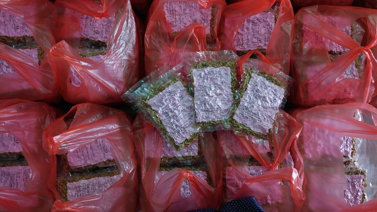 今年蔬菜交易價格都在水準以上，彰化縣溪湖鎮果菜市場公司保價收購花椰菜數量少，造成花椰菜乾缺貨的少見情形。記者簡慧珍／攝影 