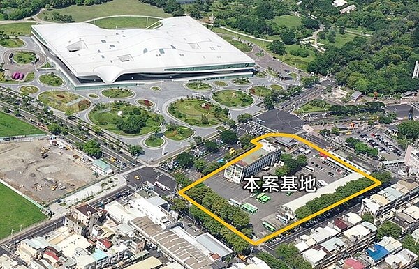 高雄捷運O10/Y18衛武營站土地開發案基地面積約5,500坪,未來預計興建約8.4萬坪樓地板面積開發大樓,創造約6,000人就業機會。圖/仲量聯行