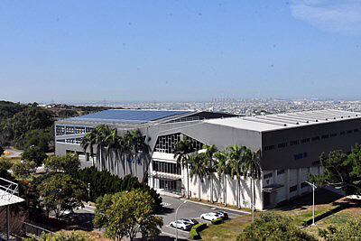 中市府輔導特定工廠屋頂種電 ,預計4千家提出申請。圖/台中市經發局提供