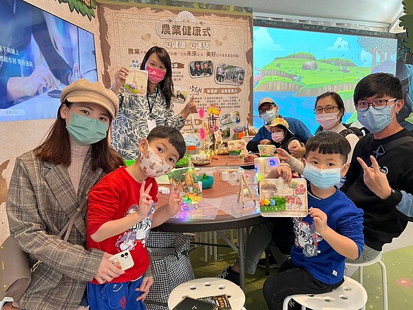 民眾每週可參加新北物產館免費DIY體驗。圖/新北市政府提供