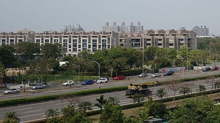 南台灣台南新市、高雄橋頭等區,今年首季交易量能大減。圖為橋頭新市鎮/聯合報系資料庫