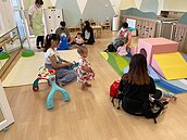 橋頭首座公托開幕　每月9千元不收註冊費